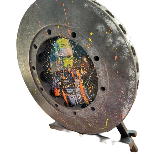 LandoNorris2023CarbonFibreArt_right