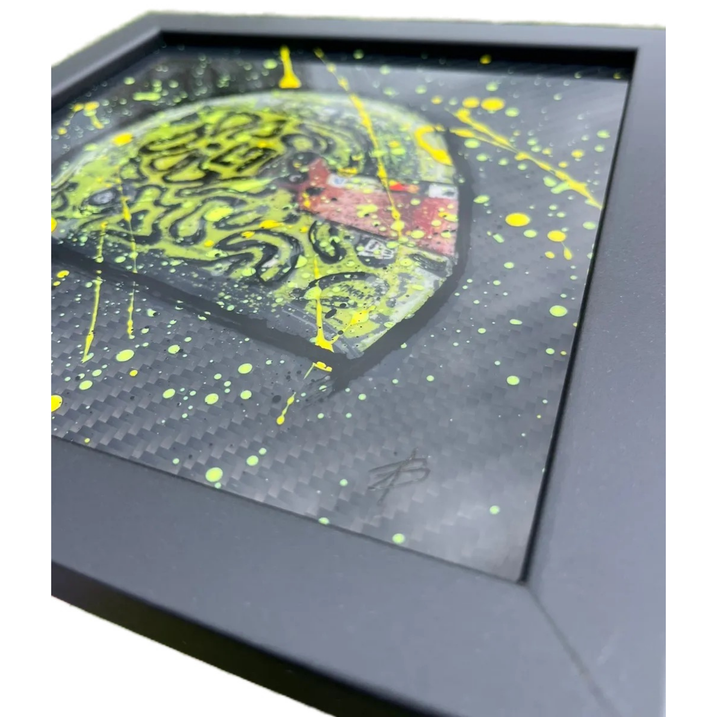 LandoNorris2025HelmetCarbonFibreArt_1