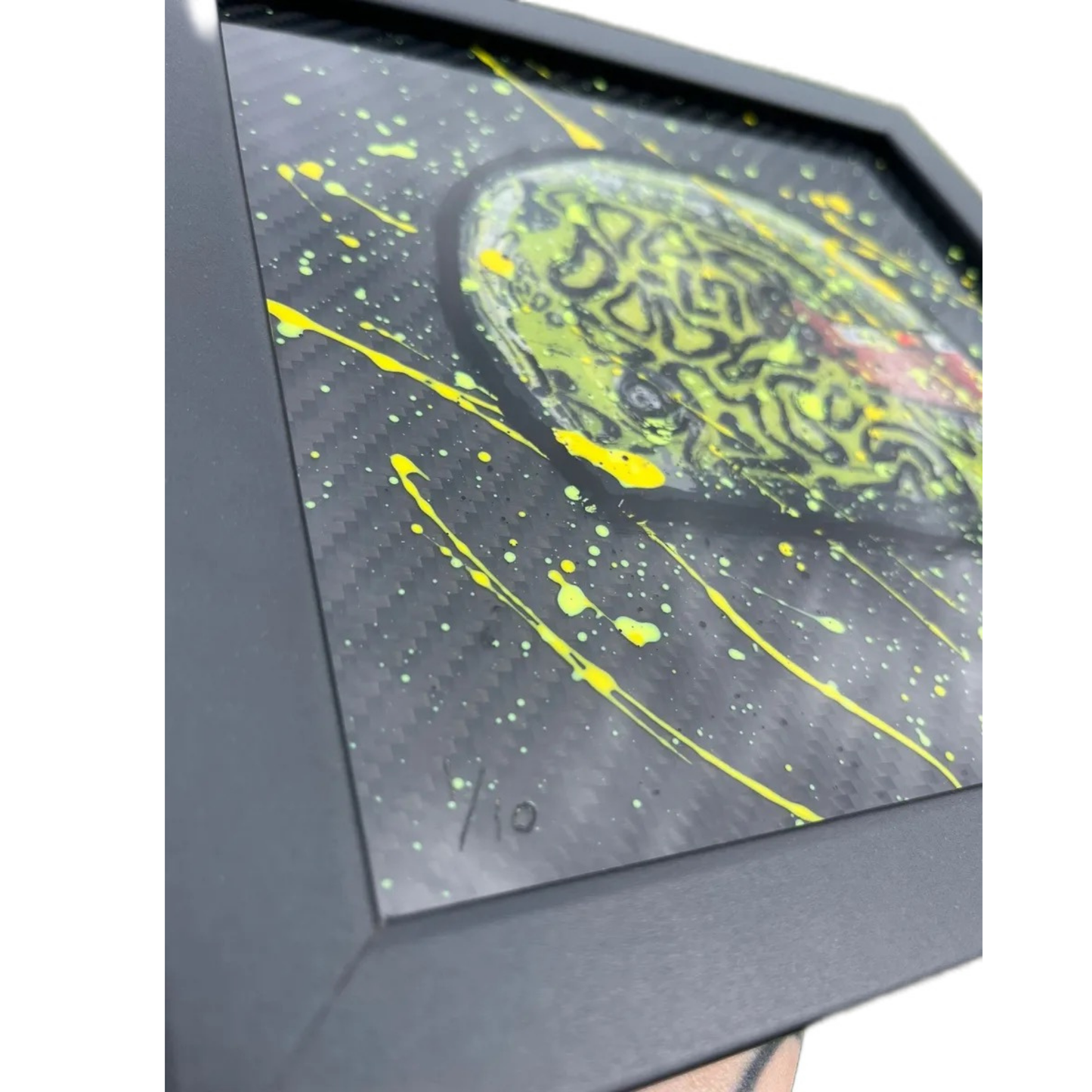 LandoNorris2025HelmetCarbonFibreArt_detailed