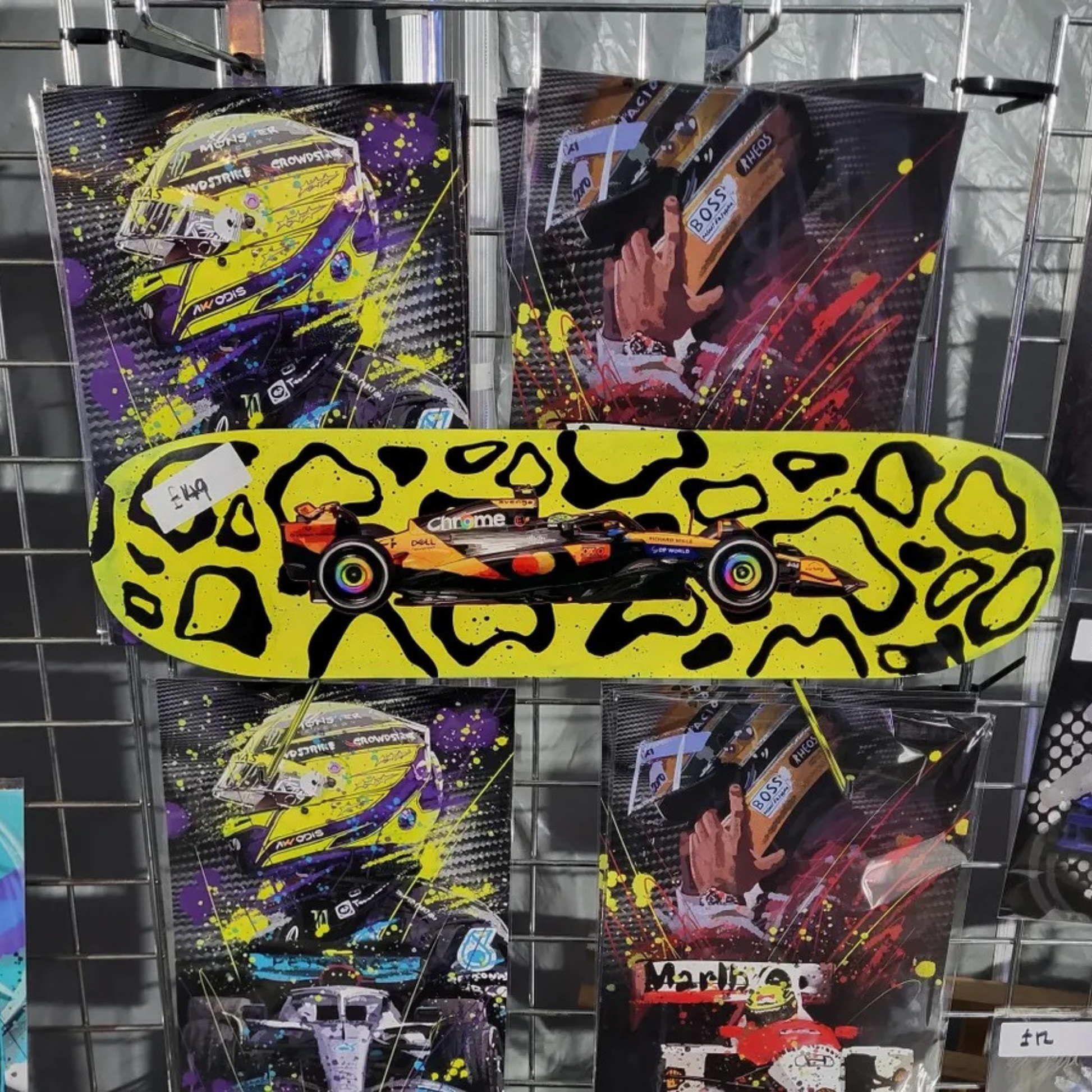 LandoNorrisArtDeck_Collectors_DisplayPiece_front