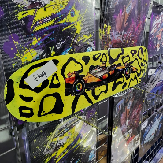 LandoNorrisArtDeck_Collectors_DisplayPiece_side