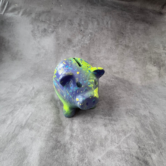 lewis_hamilton_mercedes_piggy_bank_f1_helmet_collectible