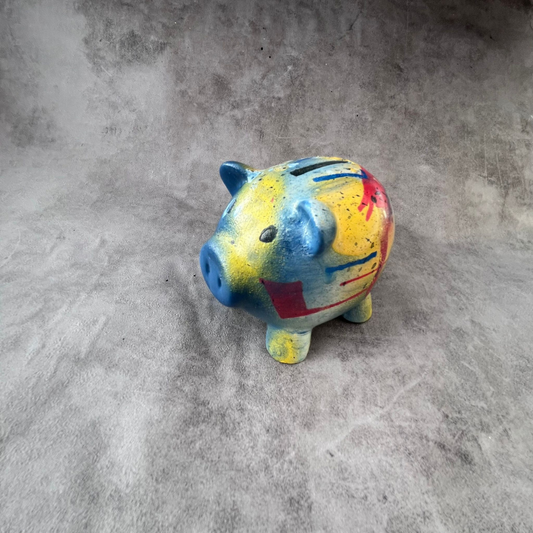 max_verstappen_piggy_bank_f1_helmet_collectible